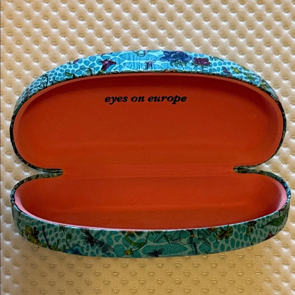 Floral Eyes On Europe Eyeglass Case